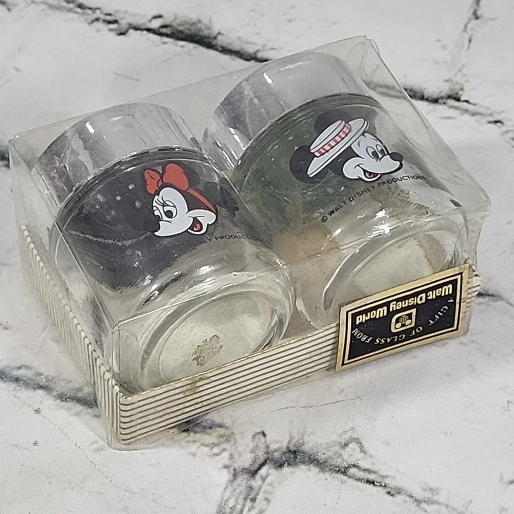 Vintage Walt Disney‎ Productions Salt Pepper Shakers Minnie Mickey Park Souvenir